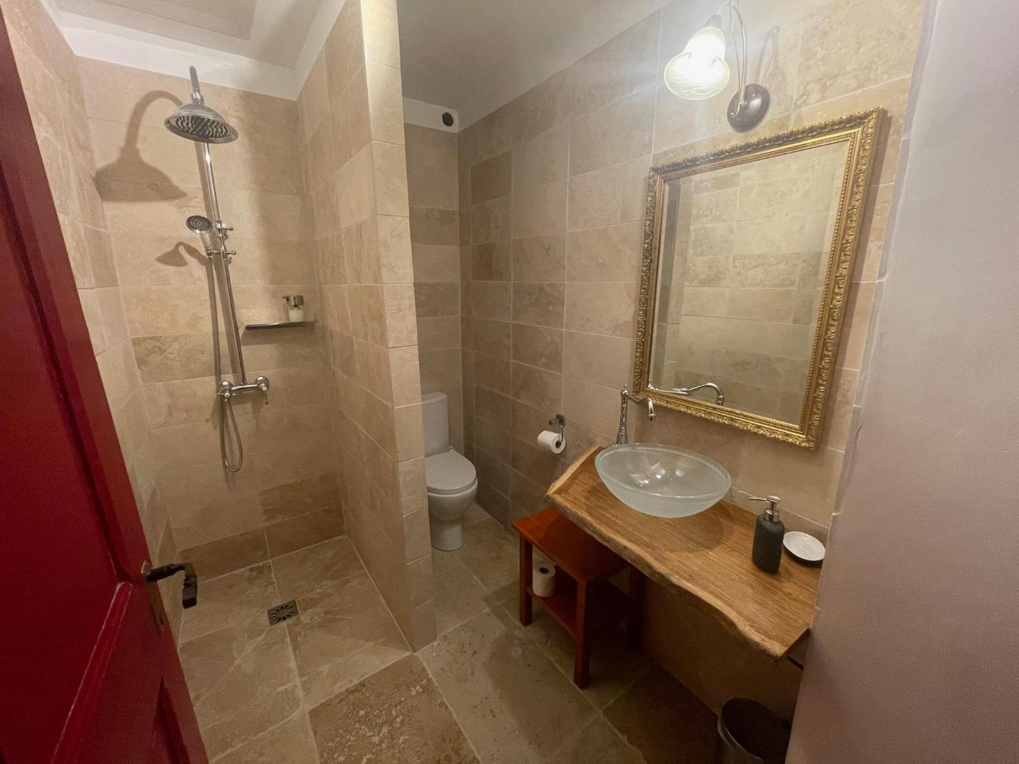 Chateau De Montfroc Bed & Breakfast Екстериор снимка