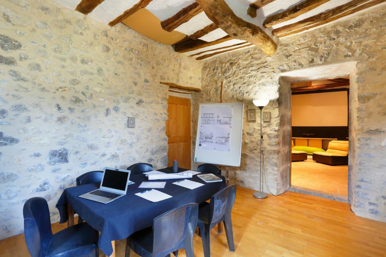 Chateau De Montfroc Bed & Breakfast Екстериор снимка